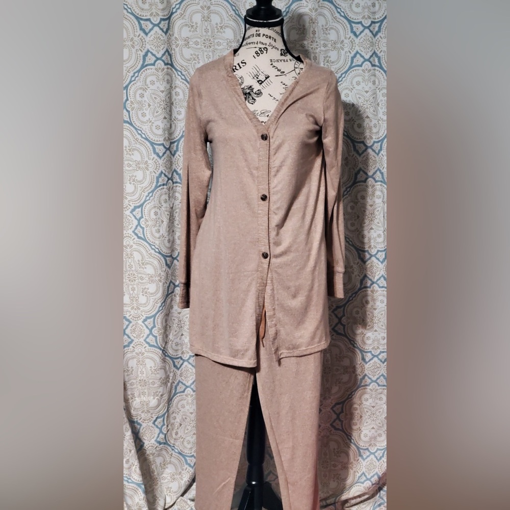 Cuddl Duds Tan Lounge Pants & LS button down shirt Sz xs Cuddl Duds